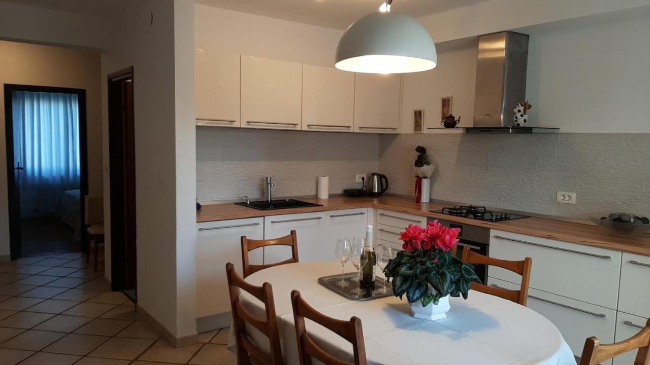 Apartman Nada I Fažana Eksteriør billede